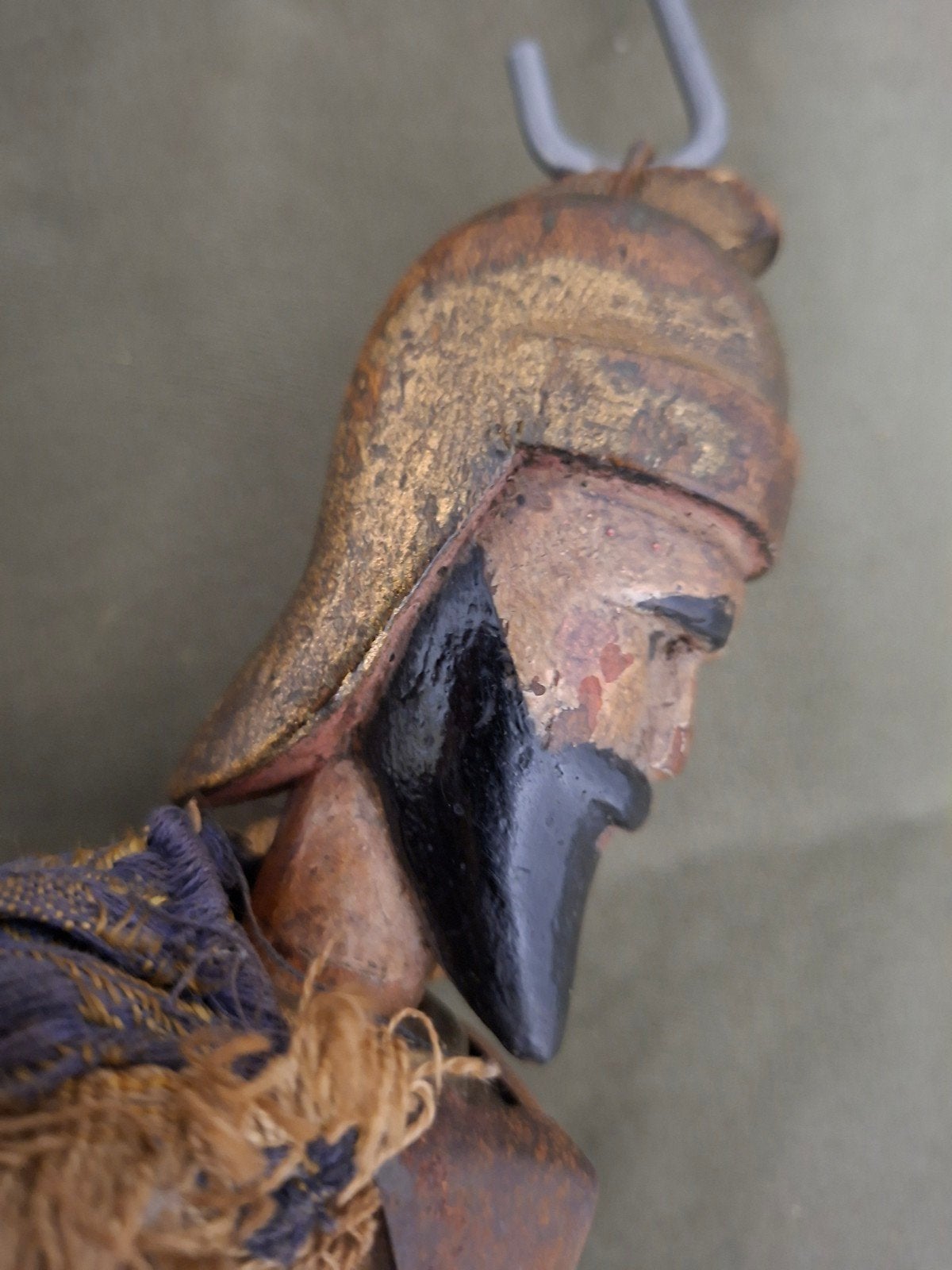 Marionnette,personnage masculin barbu., Enlèvement ou Envoi