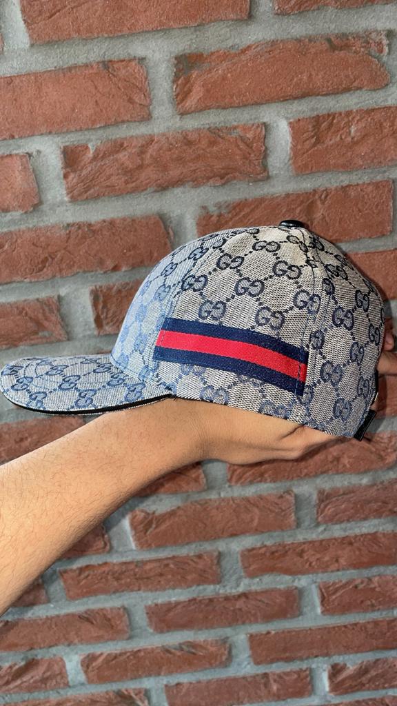 Gucci pet, Ophalen, Zo goed als nieuw, Pet