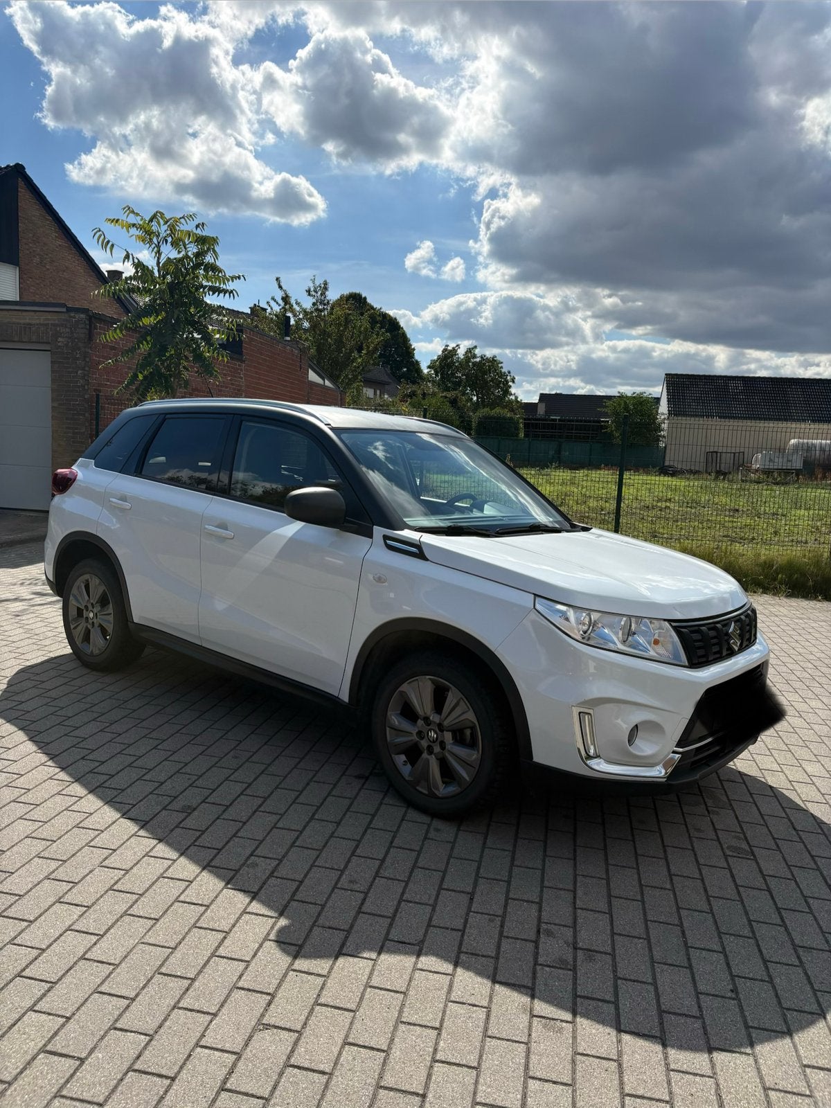 Suzuki Vitara te koop, Automaat, Stof, Wit, Bedrijf