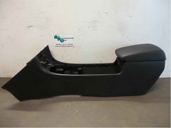 Console centrale d'un Mazda 3 (3 03-), -, Mazda, Utilisé, -