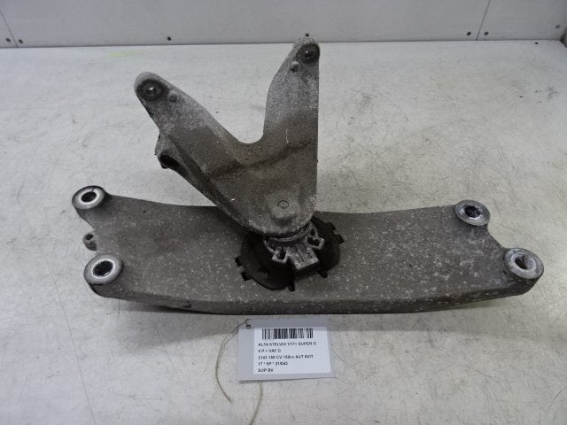 SUPPORT BOITE DE VITESSES Alfa Romeo Stelvio (949), Utilisé, Alfa Romeo