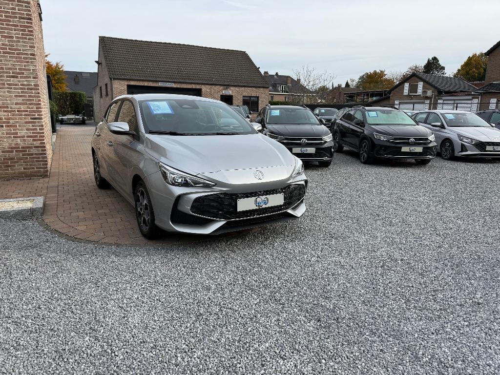 MG MG3 1.5i 115PK Comfort 7J/GARANTIE NIEUW 0KM, Autos, MG, Argent ou Gris, Achat, Euro 6, Entreprise