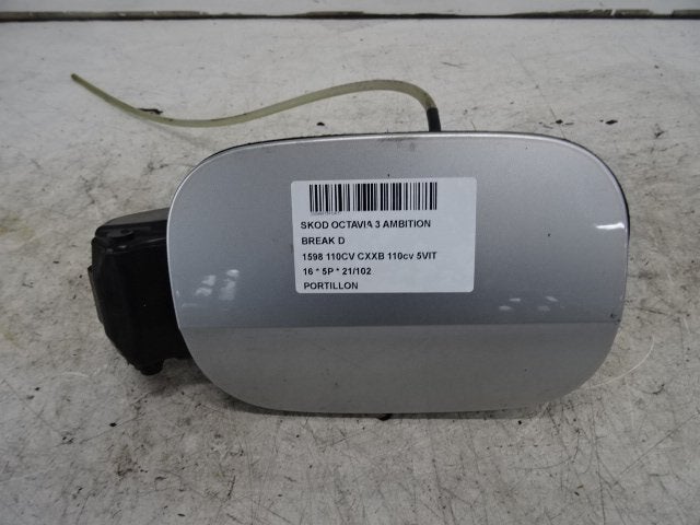 TANKKLEP Skoda Octavia Combi (5EAC) (01-2012/07-2020), Gebruikt, Skoda