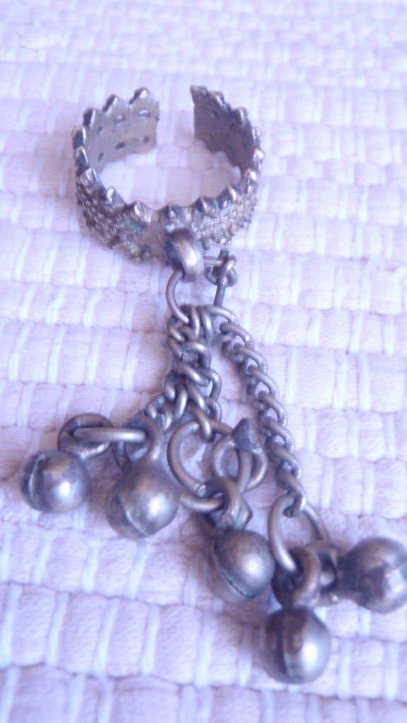 Unieke antieke/vintage Kuchi tribale ring met belletjes, Ophalen