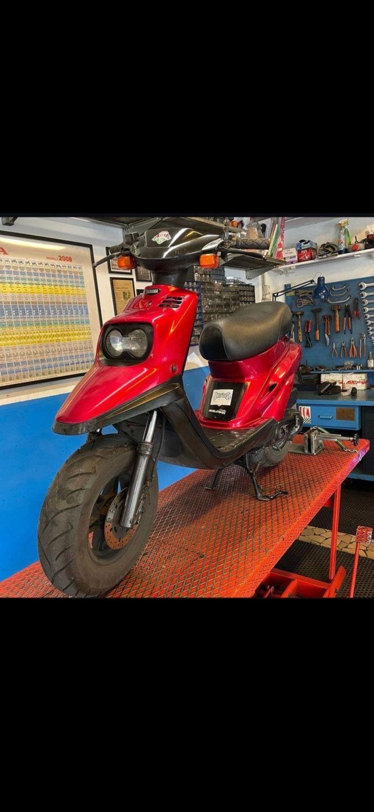 ️ Garage Scooter 2T, Enlèvement, Comme neuf