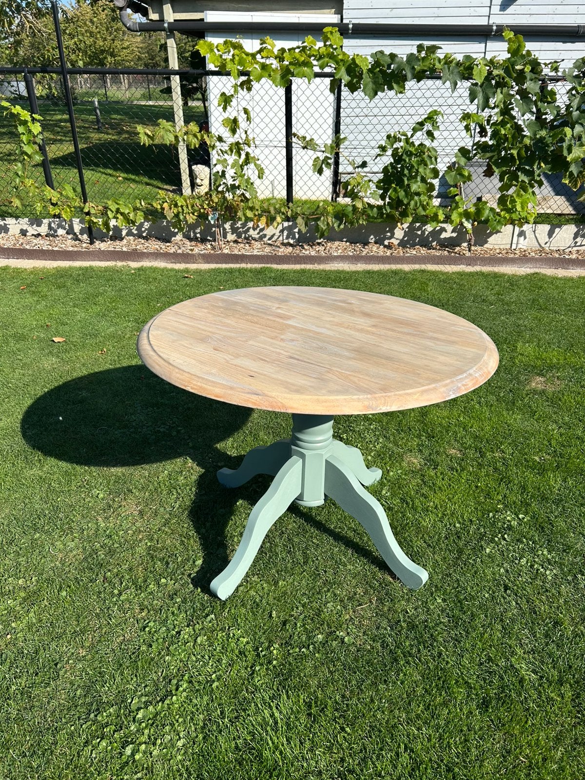 Masief houten tafel, Tuin en Terras, Ophalen, Zo goed als nieuw