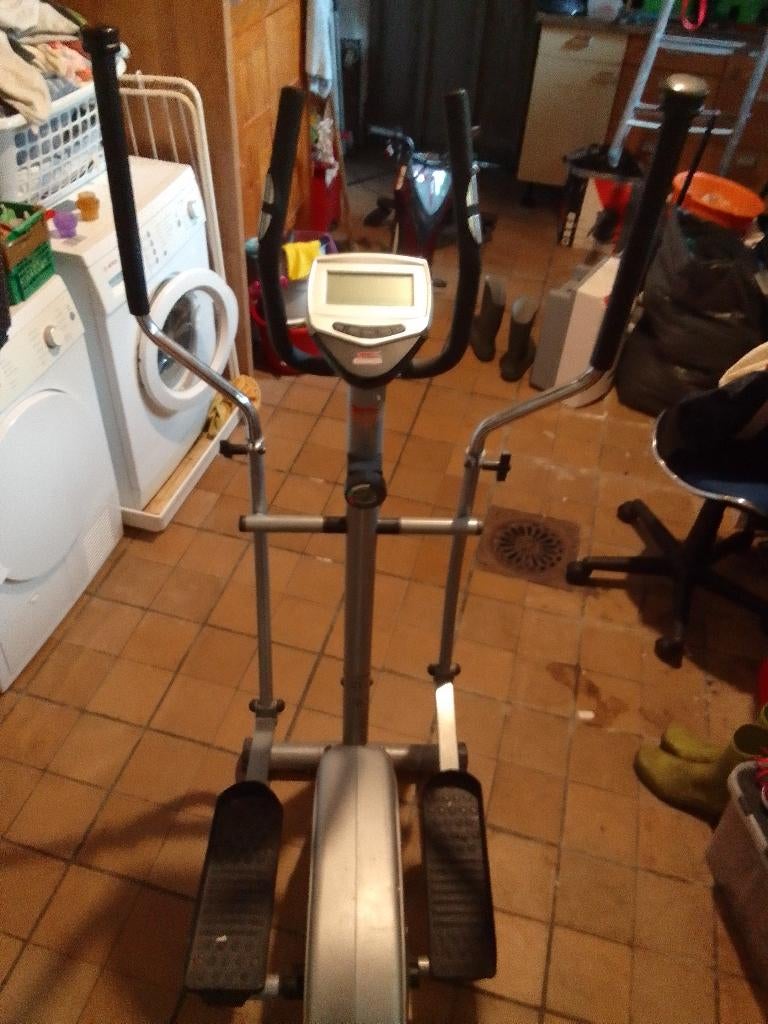 Fitness, Sport en Fitness, Fitnessapparatuur, Ophalen, Gebruikt, Benen, Crosstrainer