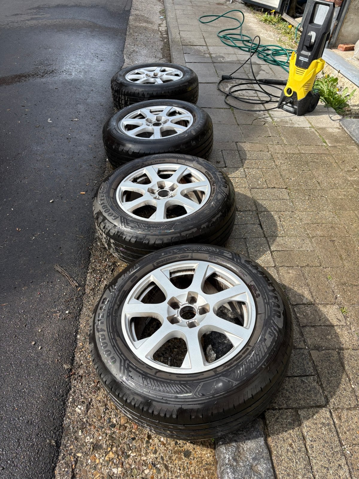 Jantes alu Goodyear EfficientGrip SUV/4x4, Ophalen, 17 inch, Band(en)