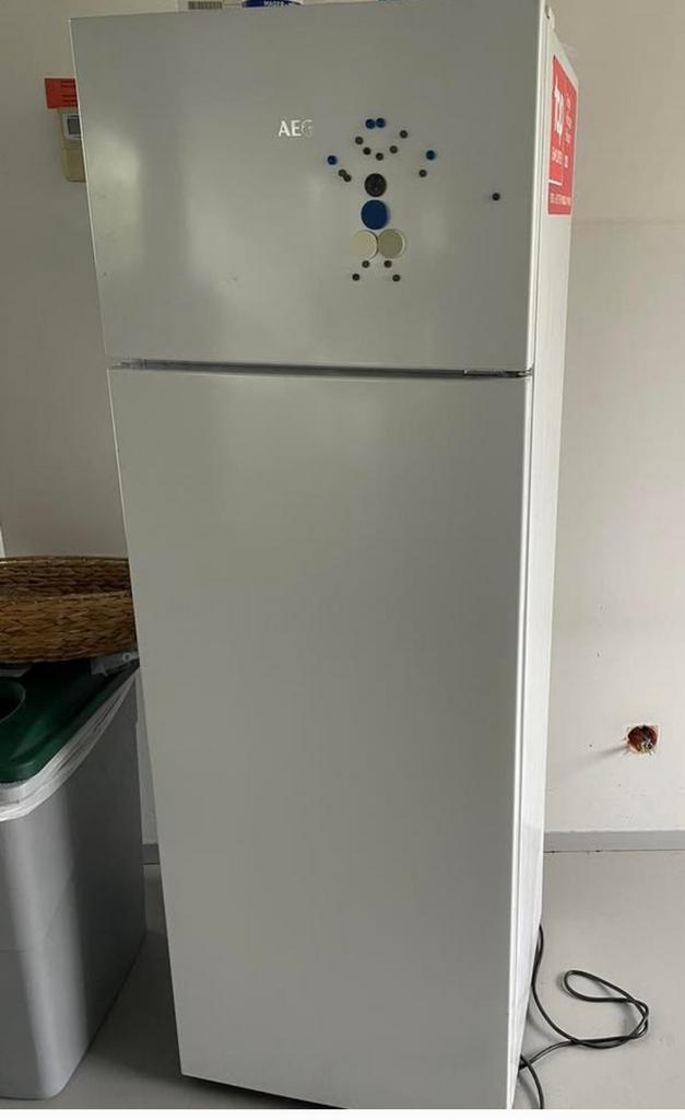 Réfrigérateur AEG avec congélateur, Electroménager, Enlèvement, Comme neuf, Avec compartiment congélateur, 160 cm ou plus