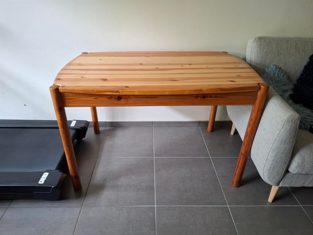 Eiken tafel, Ophalen