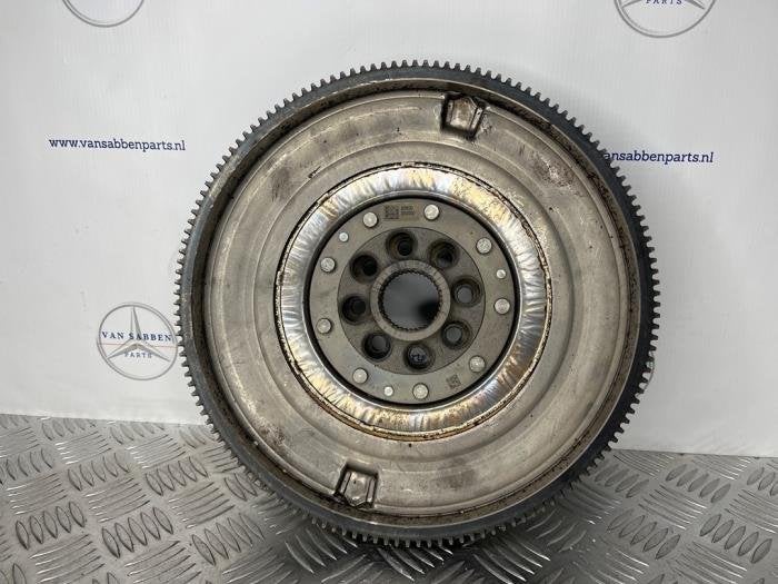 Volant d'inertie masse double d'un Mercedes A-Klasse, -, 3 mois de garantie, Utilisé, -