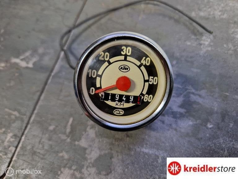 KTM kilometer teller inbouw maat 40 mm werkt goed, Fietsen en Brommers, Brommeronderdelen | Oldtimers, Gebruikt, Ktm, Ktm, Ophalen of Verzenden