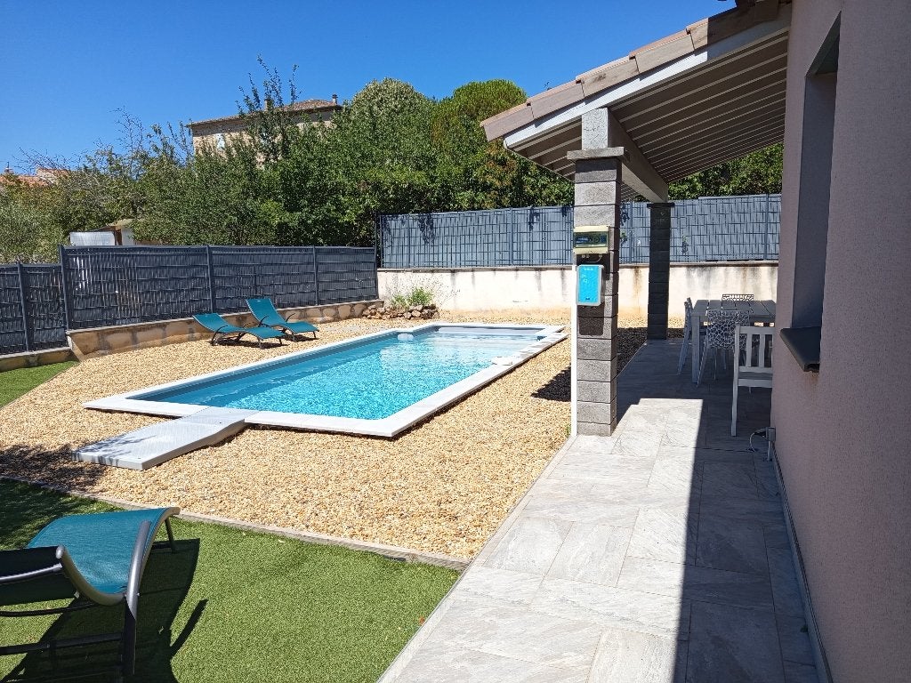 Villa avec piscine Sud Ardèche, Immo, Buitenland, Frankrijk, Woonhuis, Dorp