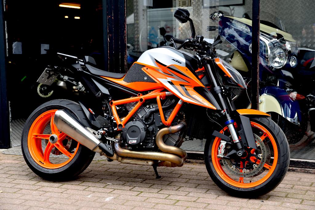 KTM 1290 SUPERDUKE EVO ***MOTOVERTE.BE***, Motoren, Motoren | KTM, Bedrijf, Naked bike, 2 cilinders, Quickshifter, Occasion, Ophalen
