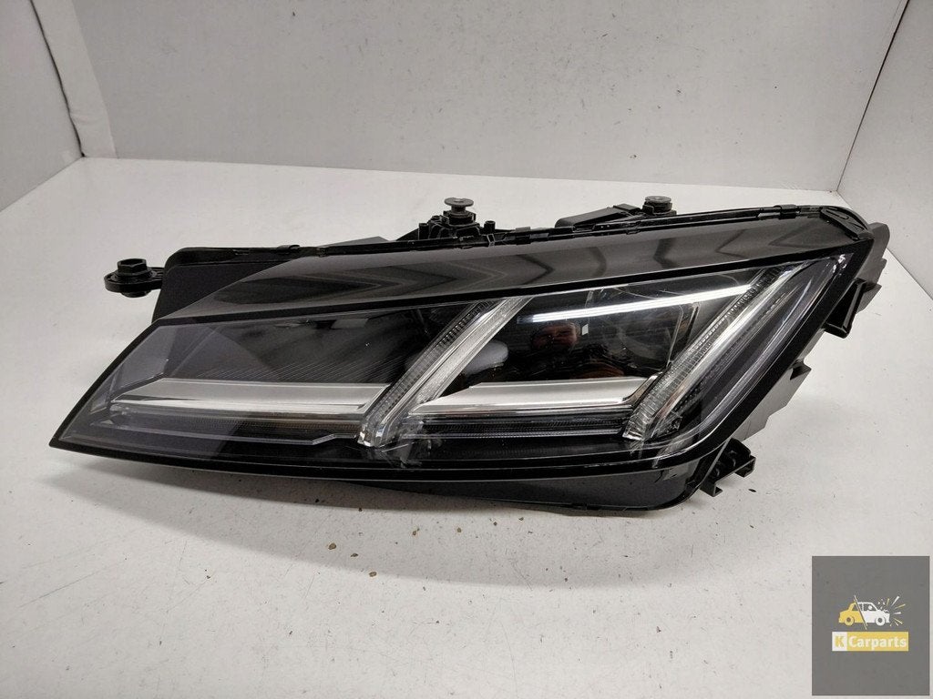 8S0.941.035.B, Liens vers les phares Matrixlamp pour Audi TT, AUDI AG, Auto-Union-Strasse 1
85045  Ingolstadt, DE, Audi, Utilisé