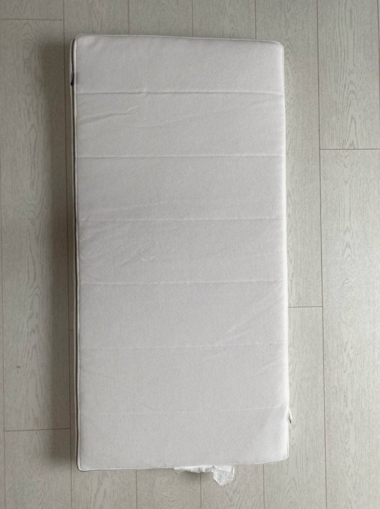 Matelas en mousse, lit bébé, Matelas, Moins de 70 cm, Comme neuf, Enlèvement