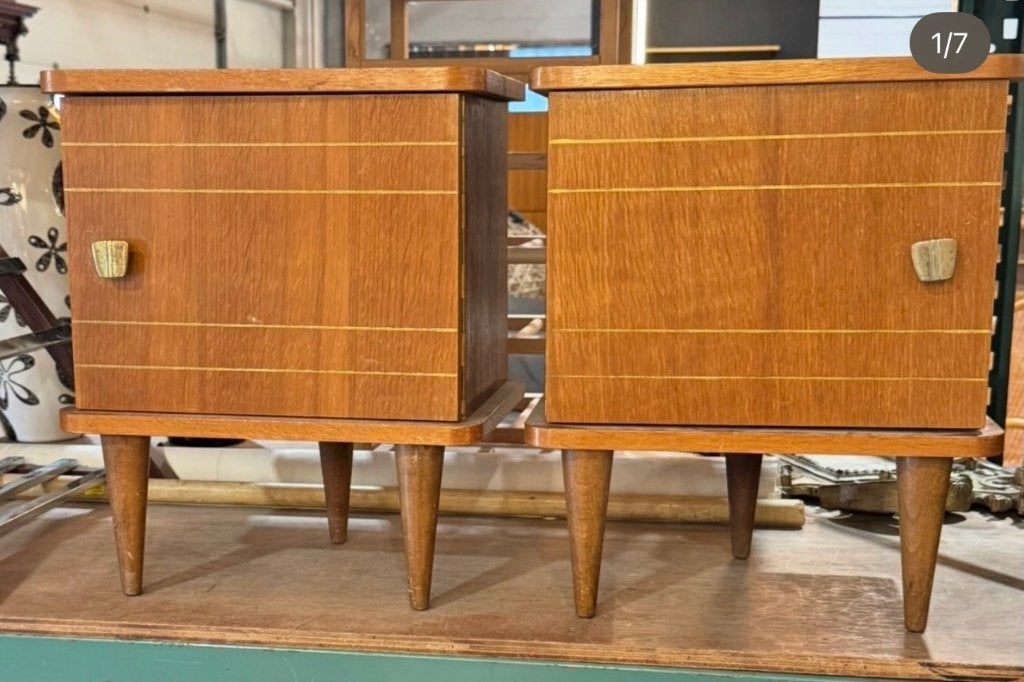 Vintage nachtkastjes, Ophalen