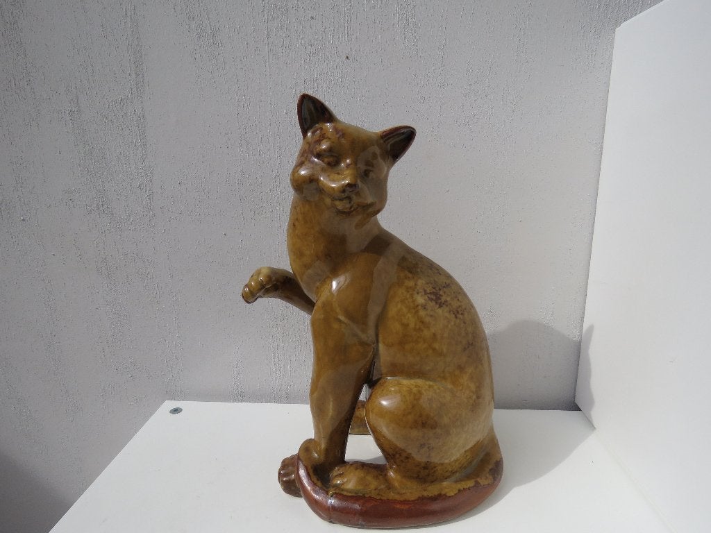 Statue en céramique en forme de chat couleur terre, Antiquités & Art, Art | Sculptures & Bois, Enlèvement ou Envoi, Statue