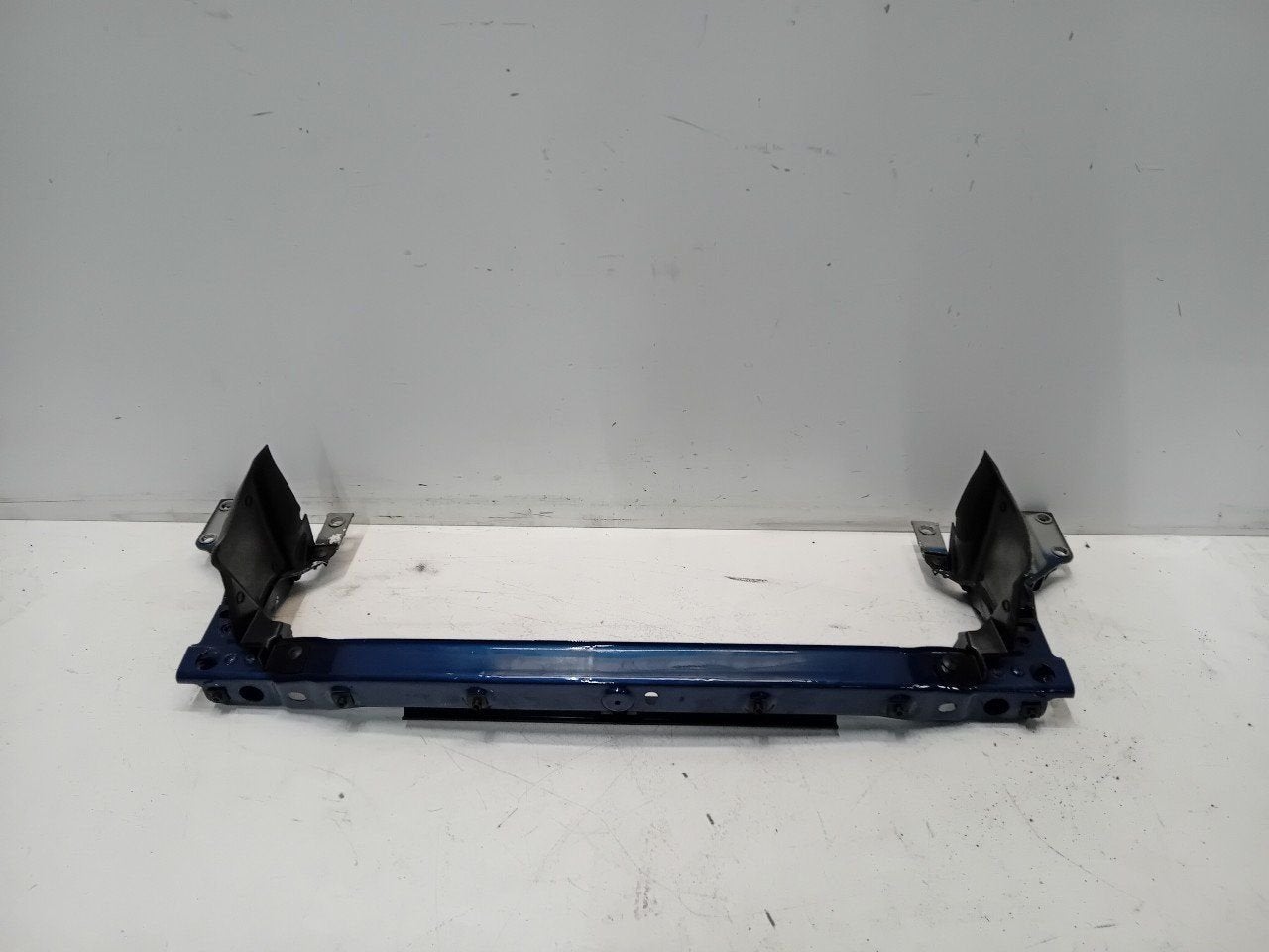 Bumperbalk voor Jaguar XE, Auto-onderdelen, Onderdelen@venauto.nl, Van der Ven Autorecycling B.V., Gebruikt, Ettenseweg 76, 4706 PB Roosendaal, The Netherlands
