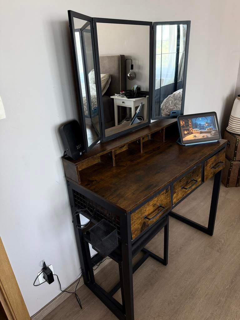 Industriële kaptafel met drieluik spiegel + krukje, Huis en Inrichting, Ophalen, Overige materialen, 100 tot 150 cm, 50 tot 100 cm