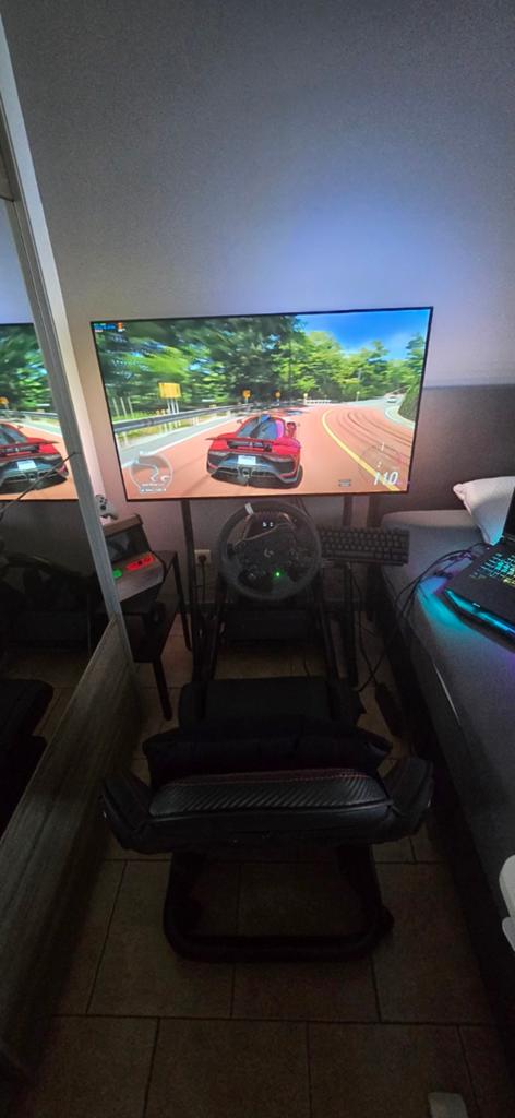 Configuration complète Simracer Logitech et Ambilight OLED P, Enlèvement
