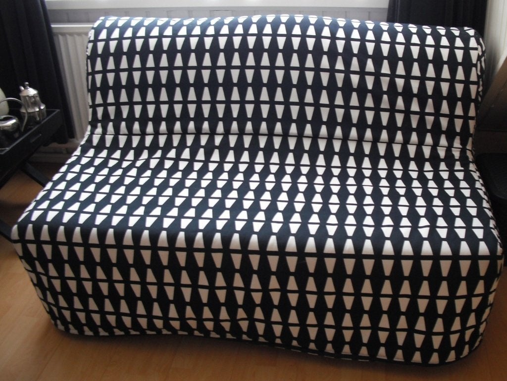 In zeer goede staat ! " IKEA " slaapbank compleet met matras, 140 cm, Enlèvement, Utilisé, Deux personnes