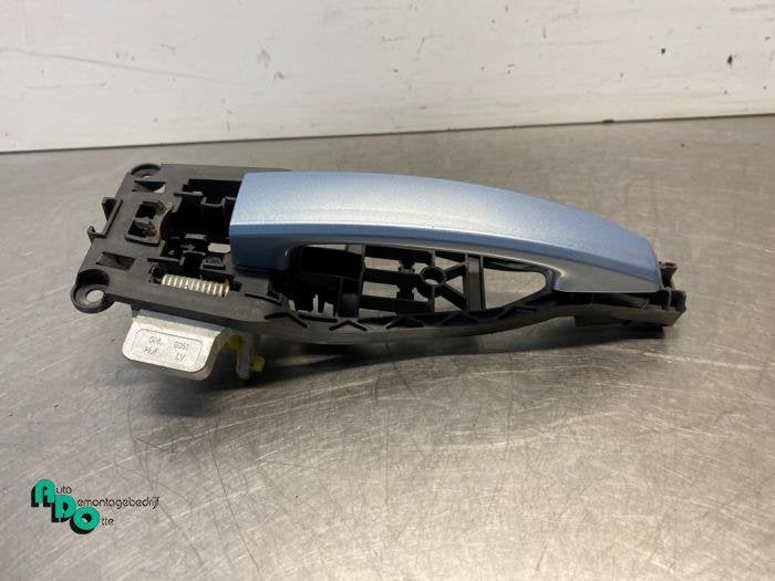 Poignée portière 2portes gauche d'un Opel Corsa (Corsa D 0, -, Opel, 3 mois de garantie, Utilisé