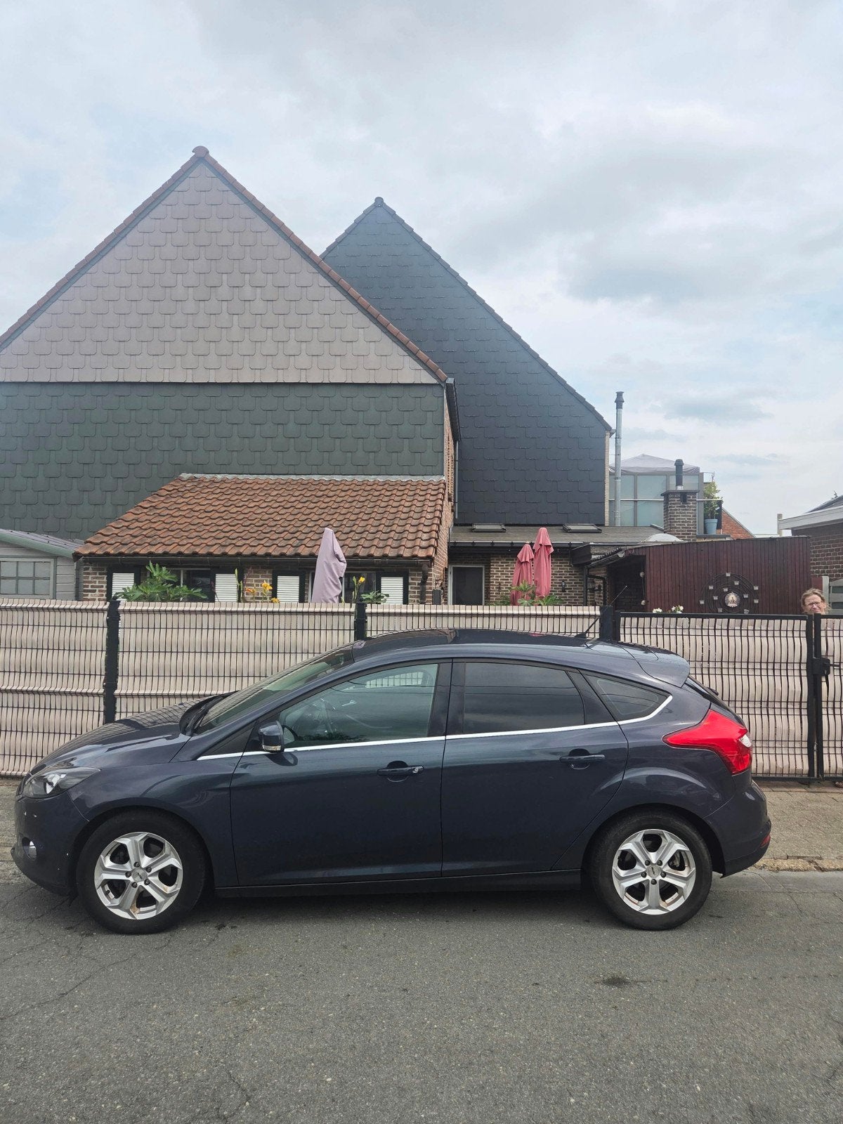 EEN ONTZETTEND BETROUWBARE WAGEN ., Auto's, Focus, Stof, 5 zetels, Handgeschakeld