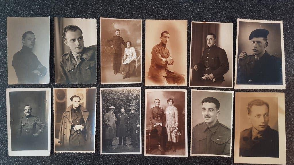 Fotokaart Militair Soldaat Uniform ( 0,50 euro/ kaart ), Verzamelen, Militaria | Algemeen, Ophalen of Verzenden, Landmacht, Foto of Poster