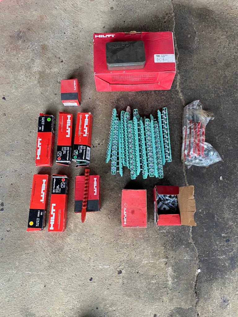 Lot Hilti, Enlèvement, Comme neuf