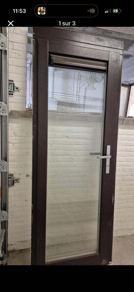 Porte-fenêtre extérieure bois Méranti Triple Vitrage (NEUVE), Enlèvement, Neuf, Bois, Vitre comprise