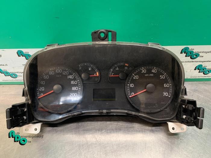 Instrument de bord d'un Fiat Punto (Punto 03-), -, 3 mois de garantie, Utilisé, Fiat