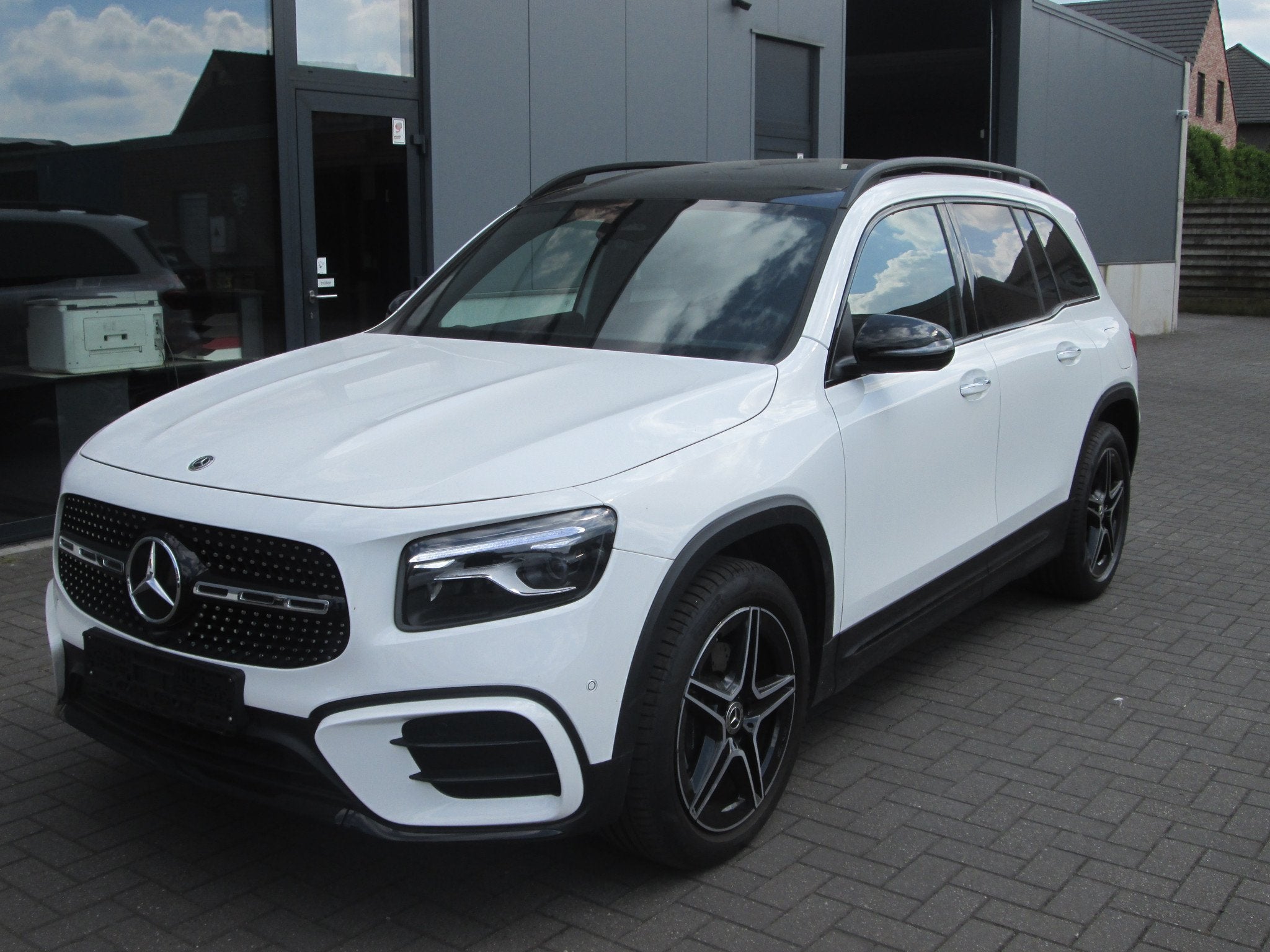 Mercedes-Benz GLB 200 AMG PANO NACHTPACK KEYLESS GO, Autos, Mercedes-Benz, Achat, Euro 6, Entreprise, Carnet d'entretien