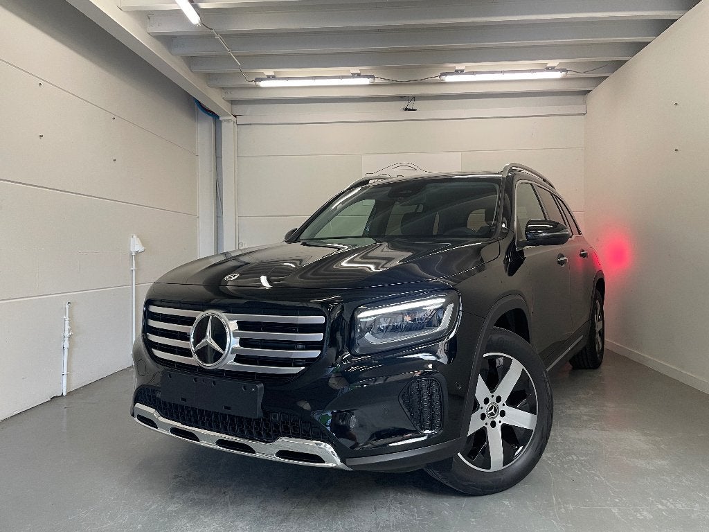 Mercedes-Benz - GLB200 - Benzine - Pano dak, Leder en Stof, 120 kW, Bedrijf, 5 zetels