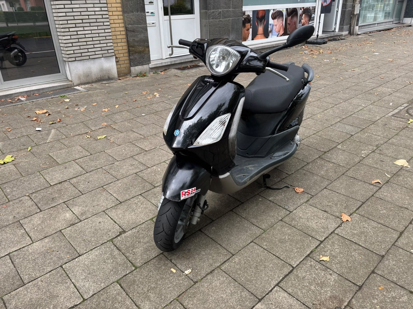 Piaggio Fly 2takt B Klasse, Fietsen en Brommers, Ophalen, Fly, Klasse B (45 km/u), Zo goed als nieuw
