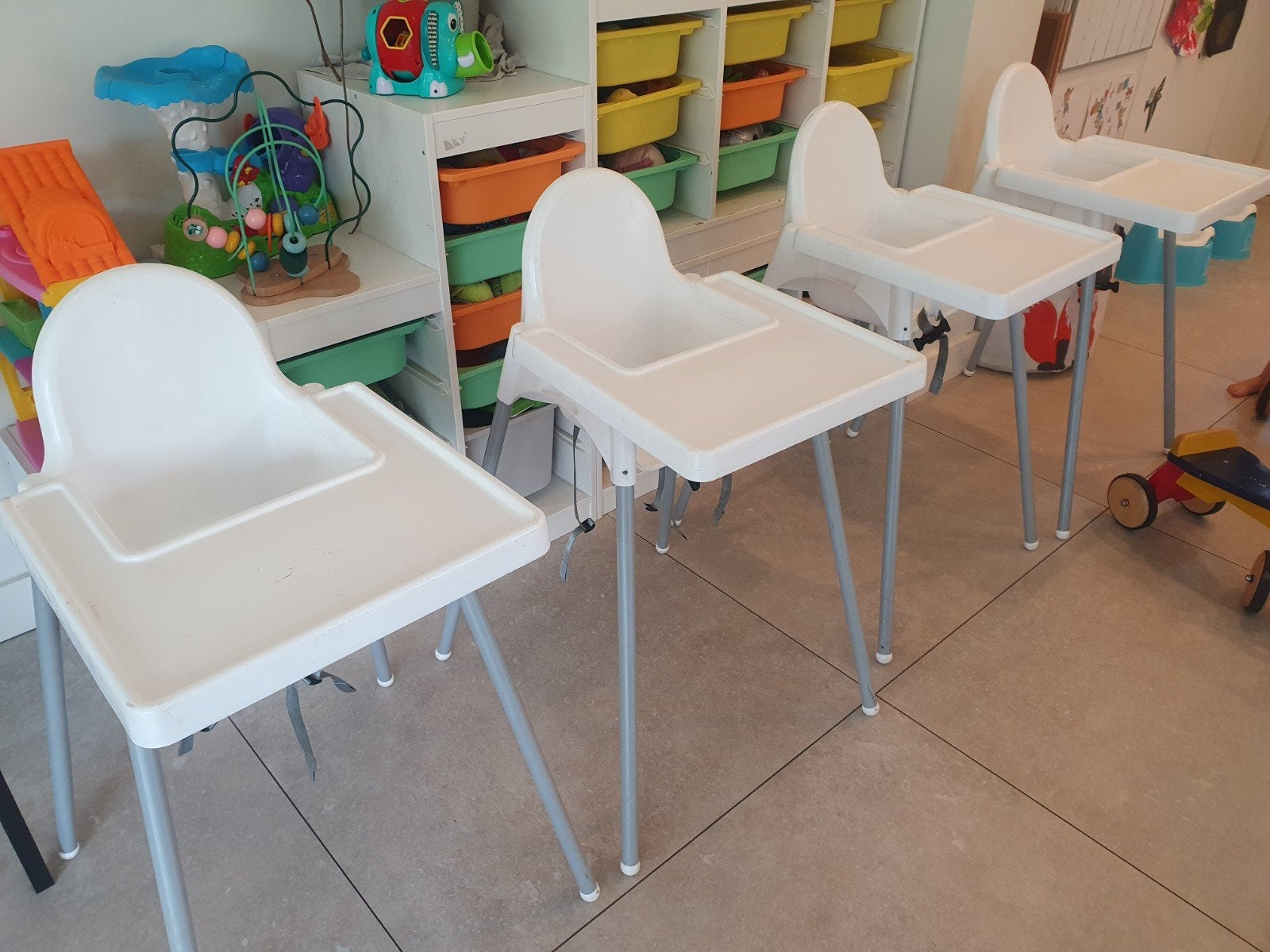 Hoge kinder eetstoel van Ikea, Kinderen en Baby's, Kinderstoelen, Ophalen