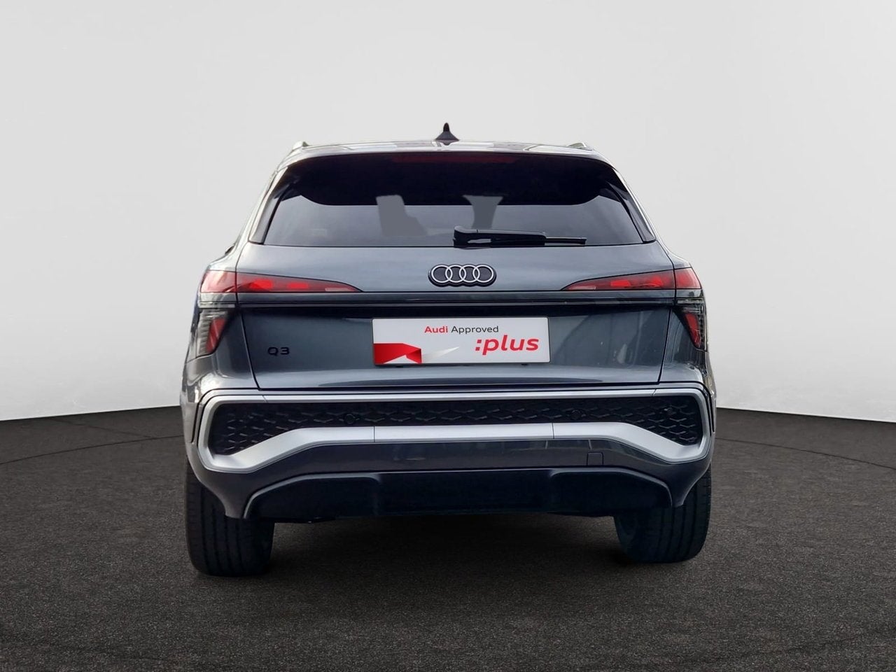 Audi Q3 SUV e-hybrid (PHEV) Audi Q3 SUV Corporate S e-hybrid, Auto's, Automaat, 48 g/km, https://public.car-pass.be/vhr/3c8a0c52-5a86-47cf-9792-53e815d02f80