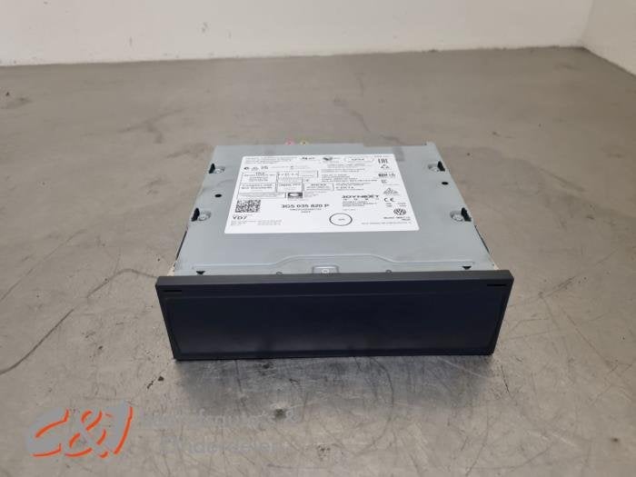 Module navigation d'un Volkswagen Crafter, Volkswagen, -, 3 mois de garantie, Utilisé