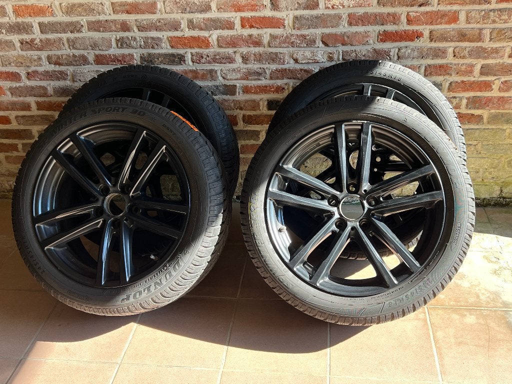 SET 18" VELGEN MET WINTERBANDEN BMW 520(F10/F11), Auto-onderdelen, Ophalen, 18 inch, Velg(en), Winterbanden