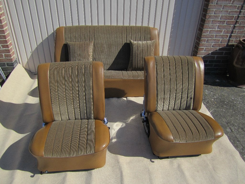 Audi super 90 Audi F103 interieur nieuw bekleed, Ophalen, Gereviseerd, Audi