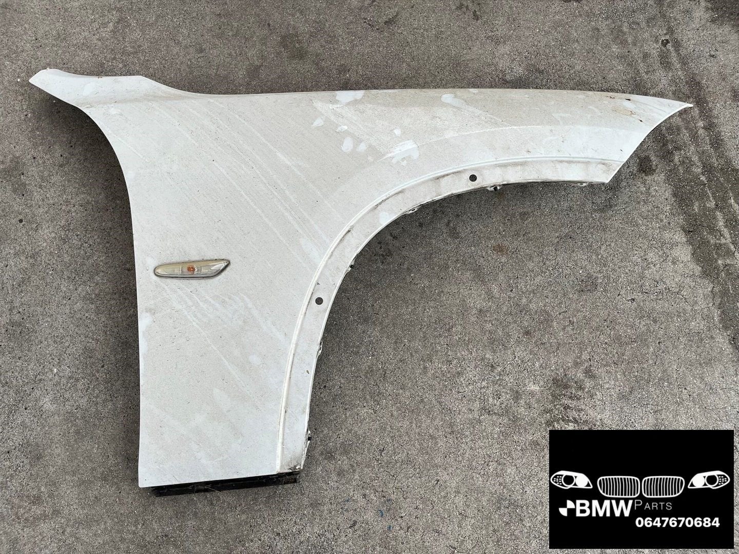 Spatbord RV Bmw X1 E84 Alpinweiss wit, Gebruikt, -, -, Rechts