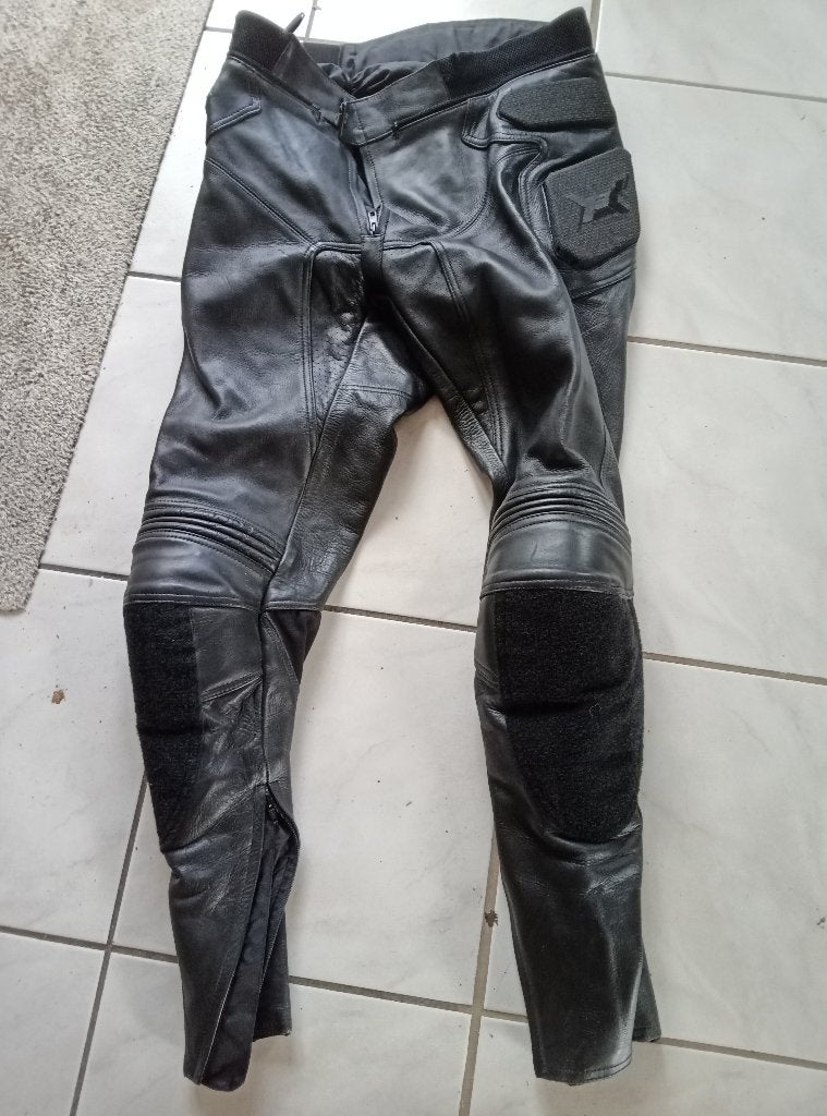 pantalon cuir moto neuf, Motos, Vêtements | Vêtements de moto, Hein Gericke, Enlèvement ou Envoi, Neuf, sans ticket, Pantalon | cuir
