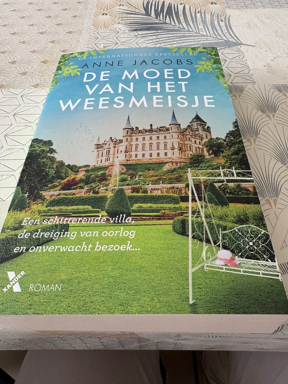De moed van het weesmeisje, Ophalen, Zo goed als nieuw, België