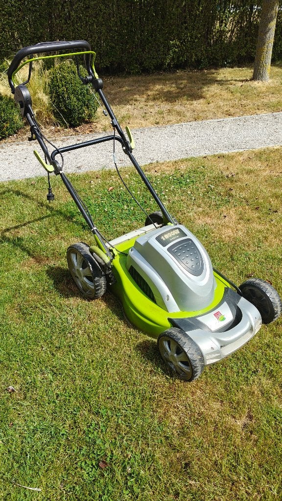 elektrische grasmachine, Jardin & Terrasse, Tondeuses à gazon, Central park, Tondeuse rotative, 40 à 49 cm, Enlèvement
