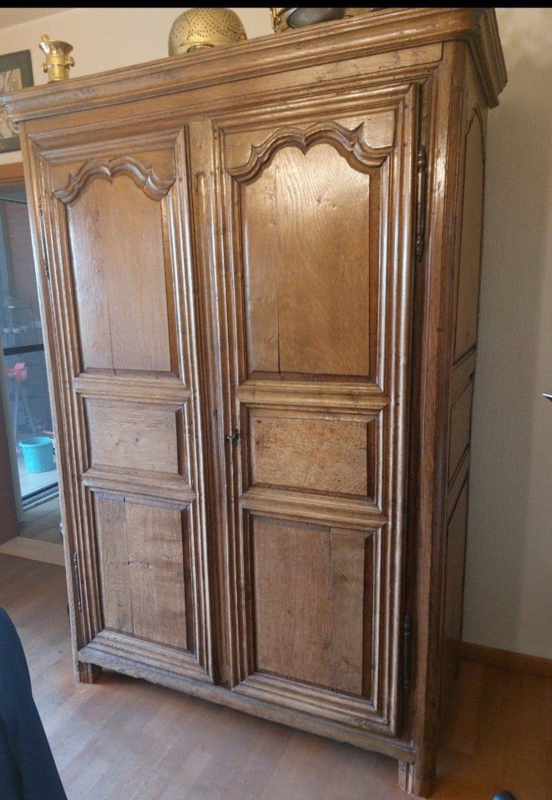 Armoire ancienne, Enlèvement