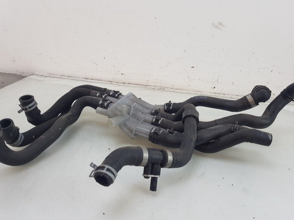 RADIATEURSLANG Audi E-Tron GT (F83) (|9J1121187|), Gebruikt, Audi