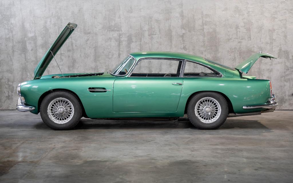 Aston Martin DB4-serie 2 uit 1960, Auto's, Leder, Bedrijf, Handgeschakeld, 2 deurs