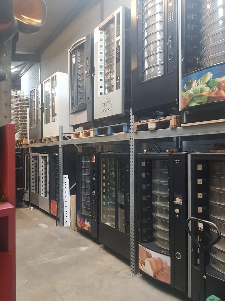 Boerderij / zuivel automaten diverse