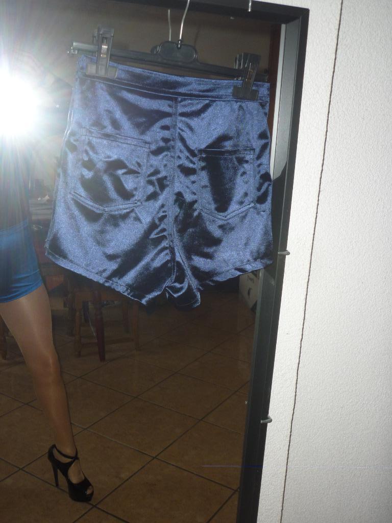 short-disco 💋, Vêtements | Femmes, Envoi, Neuf