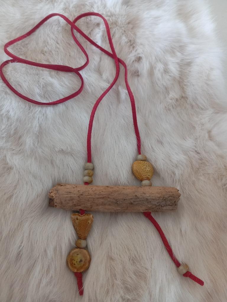 Collier à bijoux | Collier à bijoux | Bijoux, Enlèvement ou Envoi
